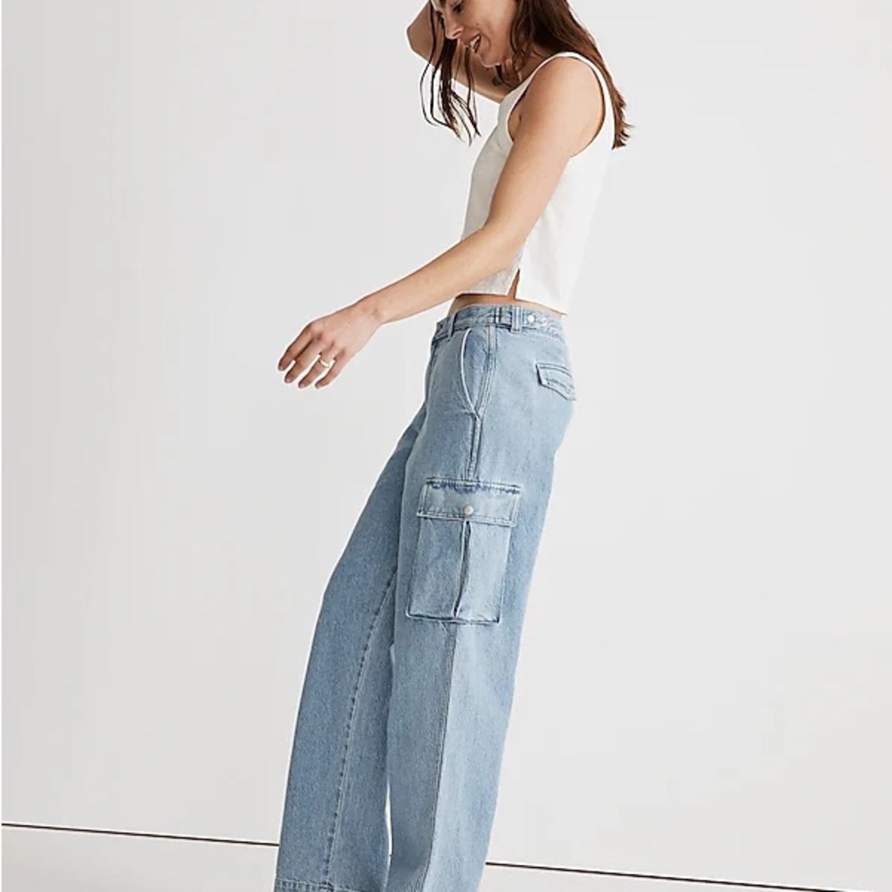 Madewell Low-Slung Straight Cargo Baggy Jeans in Coleman Wash Wide Leg